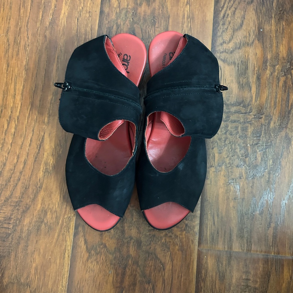 Arche Black Suede Peep-Toe Wedge Sandals – Size 38 (US 7.5–8), Made in France